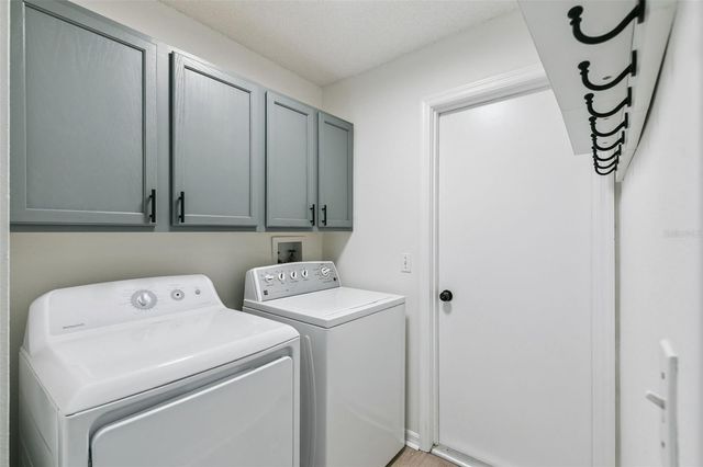 4210 IVEYGLEN AVENUE, Orlando, FL 32826