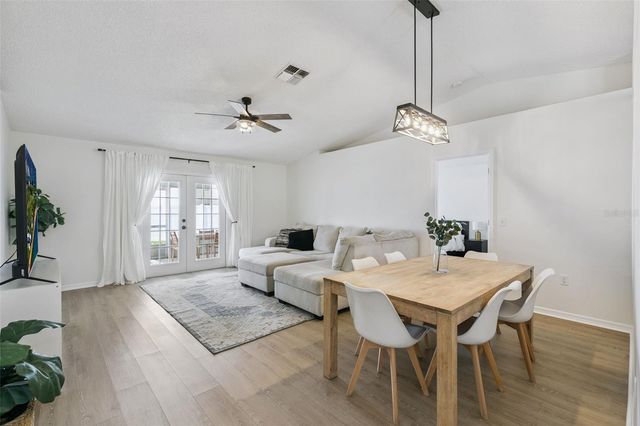 4210 IVEYGLEN AVENUE, Orlando, FL 32826