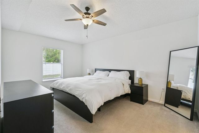 4210 IVEYGLEN AVENUE, Orlando, FL 32826