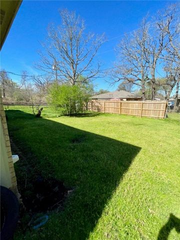 811 San Benito, College Station, TX 77845