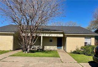 811 San Benito, College Station, TX 77845