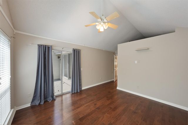 3311 Golden Trails Drive 505, Houston, TX 77345