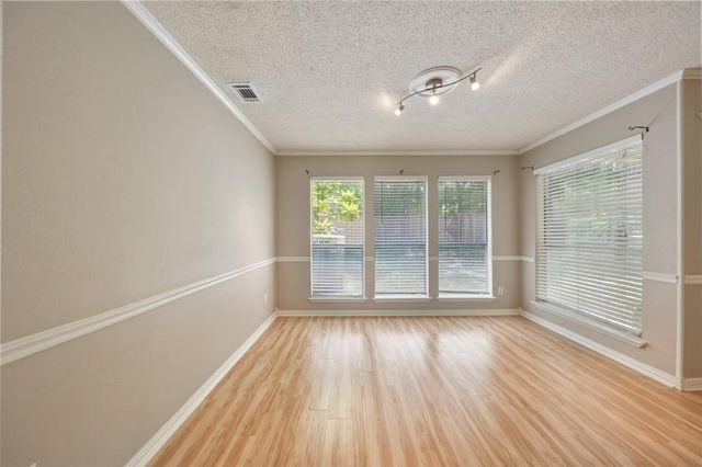 3311 Golden Trails Drive 505, Houston, TX 77345