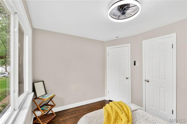 10007 Delta Drive, Breckenridge Hills, MO 63074