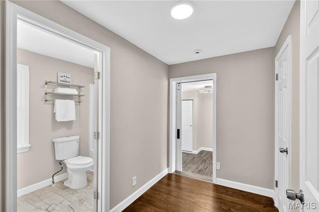 10007 Delta Drive, Breckenridge Hills, MO 63074