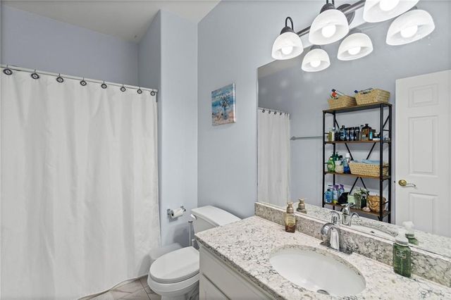 17201 E 32nd Street 6, Independence, MO 64055