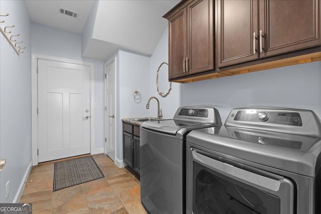 212 Overlook Way, Carrollton, GA 30117