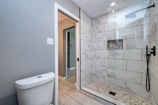3918 Stillview Drive, Houston, TX 77068