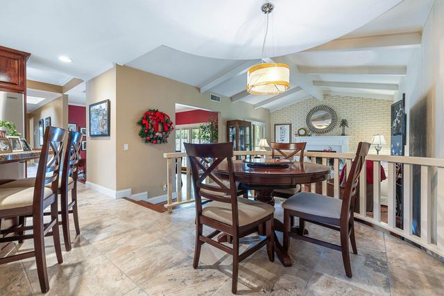 5627 N Kavanagh Avenue, Fresno, CA 93711