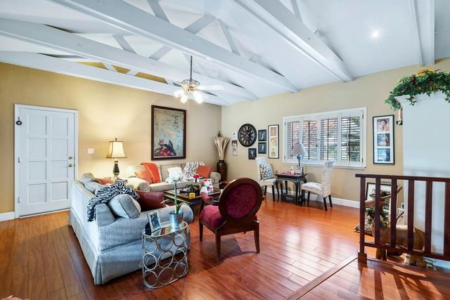 5627 N Kavanagh Avenue, Fresno, CA 93711