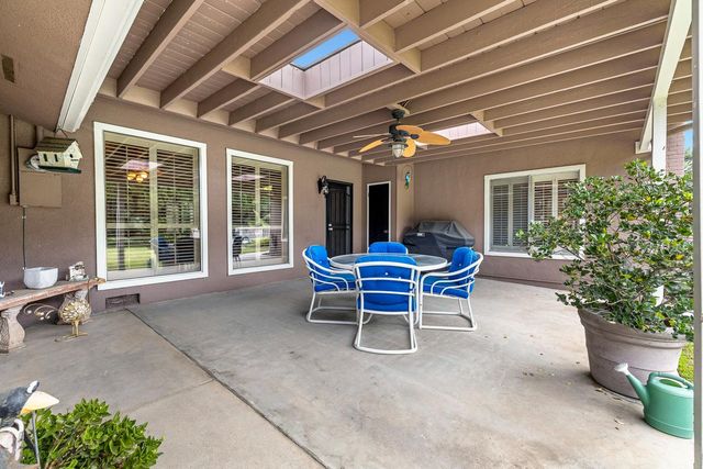 5627 N Kavanagh Avenue, Fresno, CA 93711