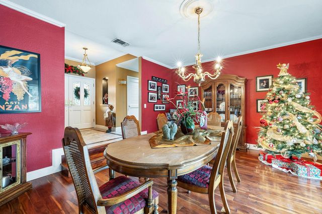 5627 N Kavanagh Avenue, Fresno, CA 93711