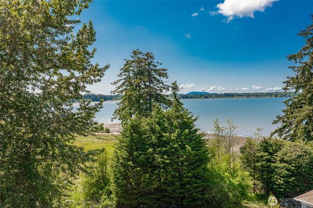 16 Seaside Drive, Blaine, WA 98230