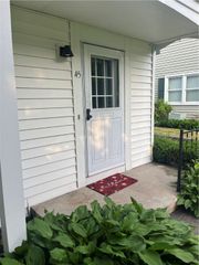45 Falcon Lane East, Perinton, NY 14450