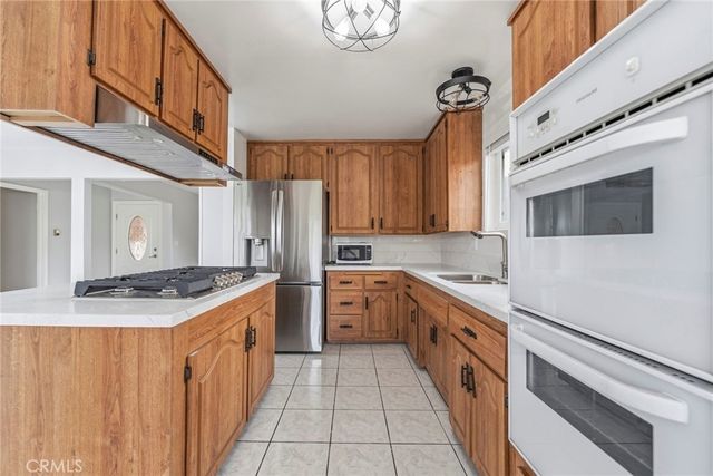 19402 S Enslow S, Carson, CA 90746