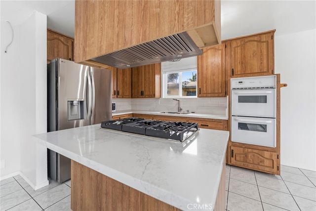 19402 S Enslow S, Carson, CA 90746