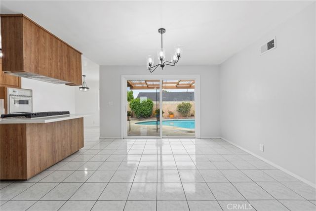 19402 S Enslow S, Carson, CA 90746