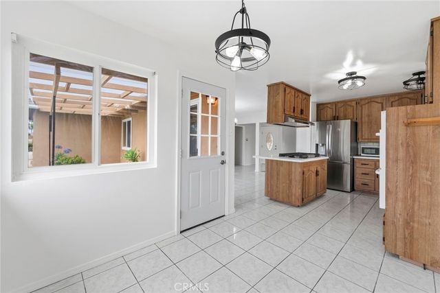 19402 S Enslow S, Carson, CA 90746