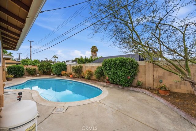 19402 S Enslow S, Carson, CA 90746