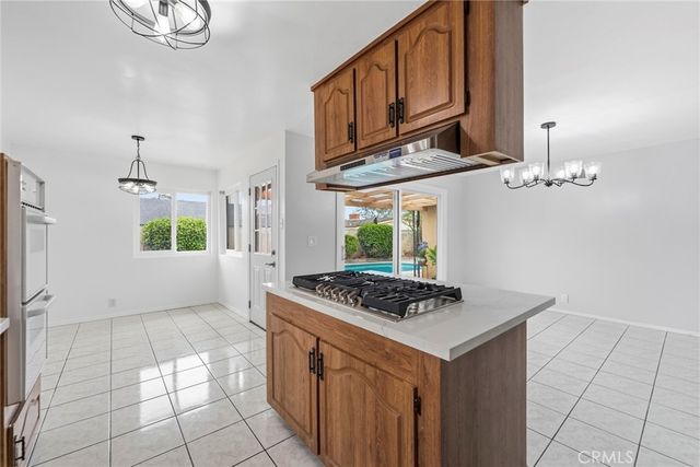 19402 S Enslow S, Carson, CA 90746