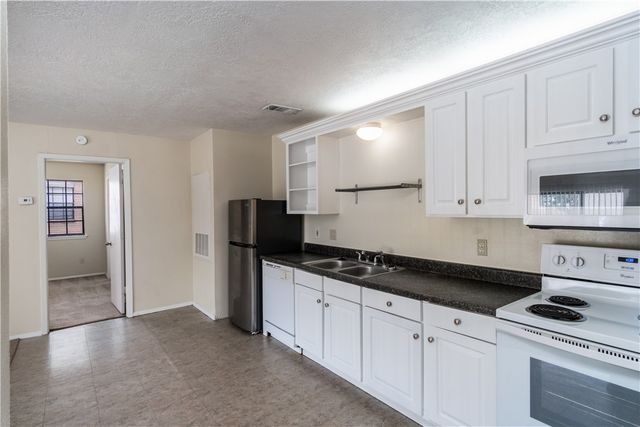 1012 Autumn C, College Station, TX 77840