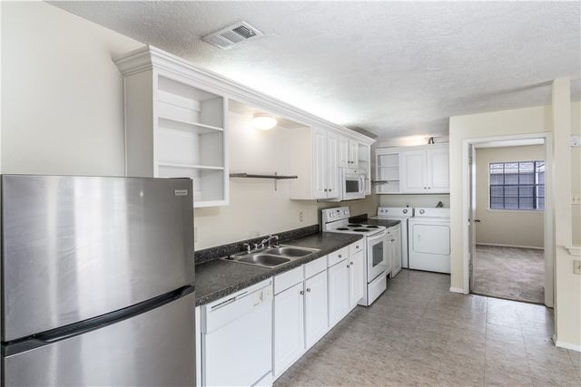 1012 Autumn C, College Station, TX 77840