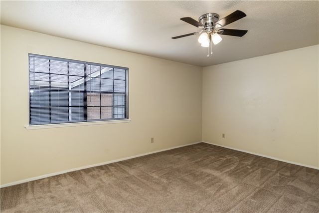 1012 Autumn C, College Station, TX 77840