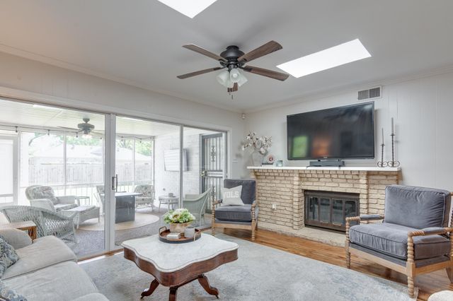 316 VESCOVO DR, Memphis, TN 38117