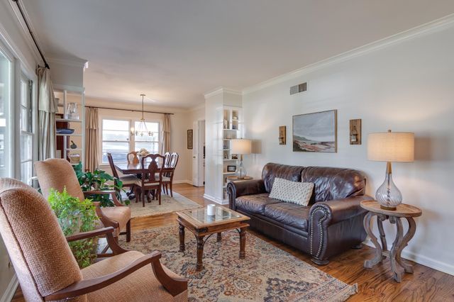 316 VESCOVO DR, Memphis, TN 38117