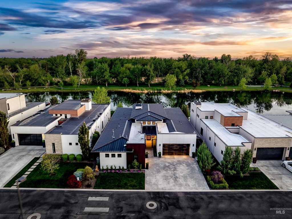 1745 E Lone Shore Lane, Eagle, ID 83616 photo 3