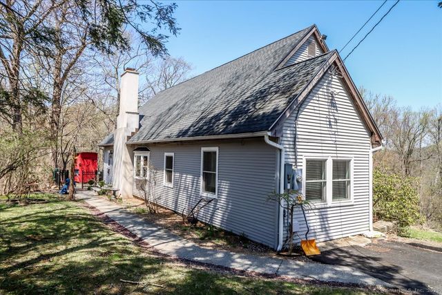 5 Laurel Hill Road North, Sherman, CT 06784