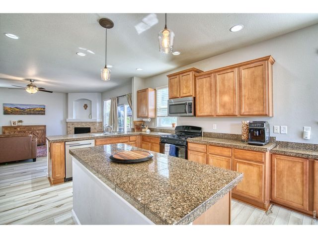 1667 Kelmsley Ct, Windsor, CO 80550
