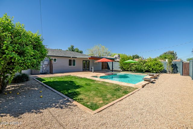 5311 N 8th Avenue, Phoenix, AZ 85013