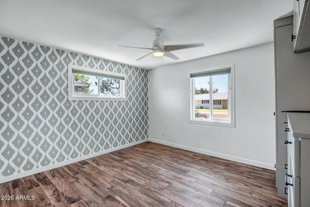 5311 N 8th Avenue, Phoenix, AZ 85013