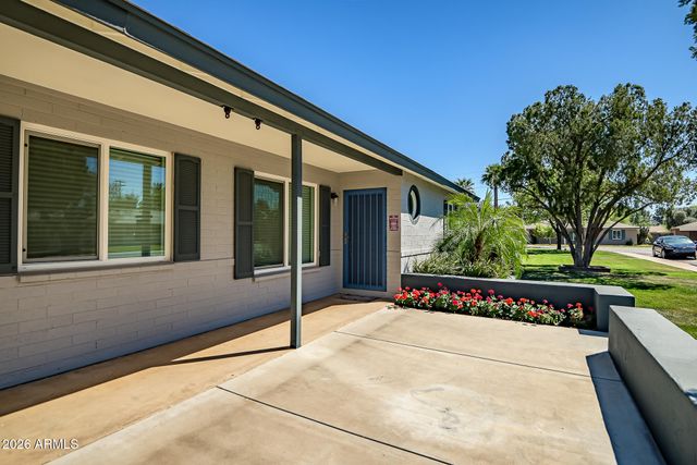 5311 N 8th Avenue, Phoenix, AZ 85013