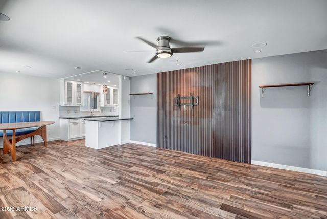 5311 N 8th Avenue, Phoenix, AZ 85013