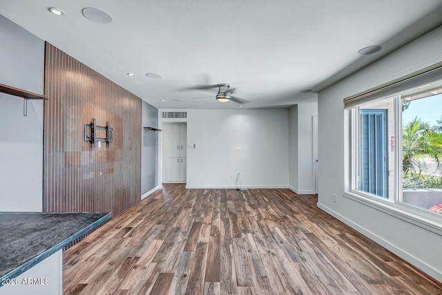 5311 N 8th Avenue, Phoenix, AZ 85013