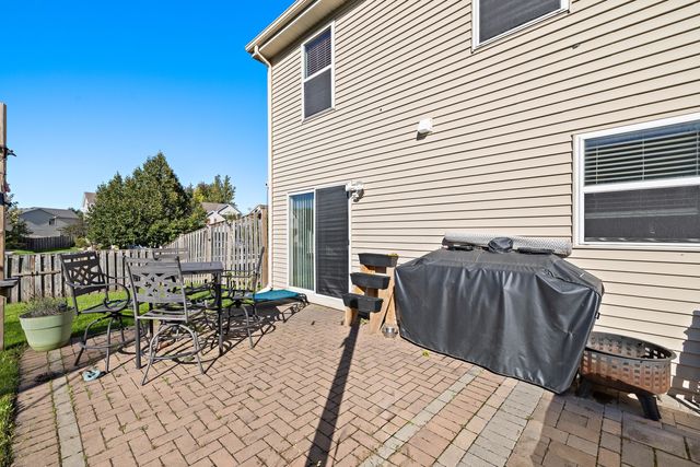 1134 Spinnaker Street, Pingree Grove, IL 60140