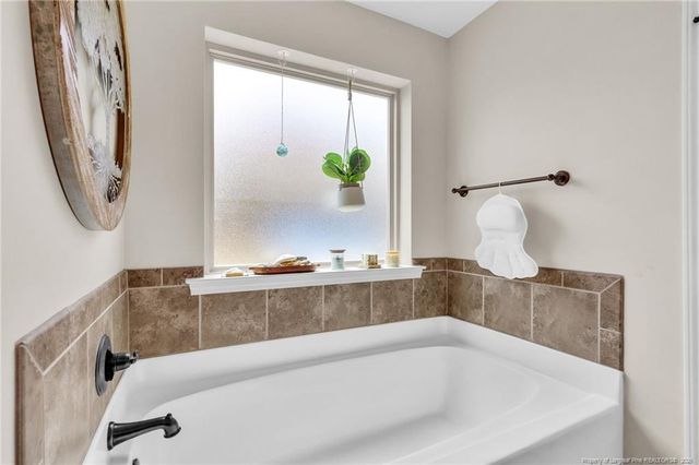 85 Lakewood View, Sanford, NC 27332