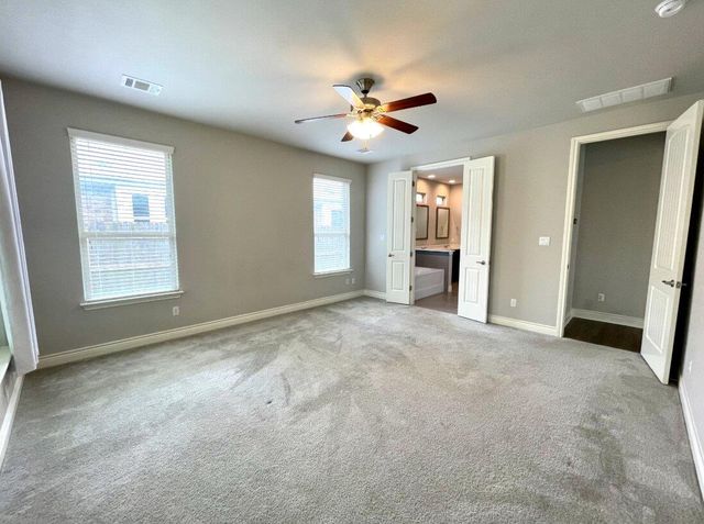 218 Summer Pointe DR, Buda, TX 78610