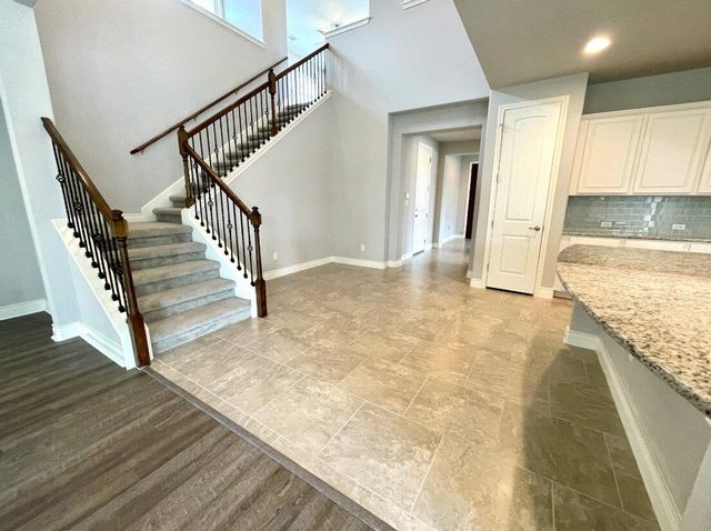 218 Summer Pointe DR, Buda, TX 78610