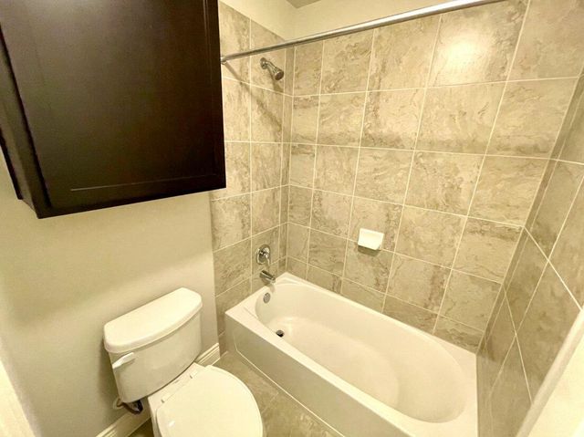 218 Summer Pointe DR, Buda, TX 78610