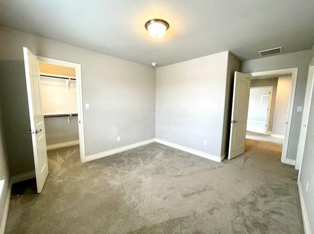 218 Summer Pointe DR, Buda, TX 78610