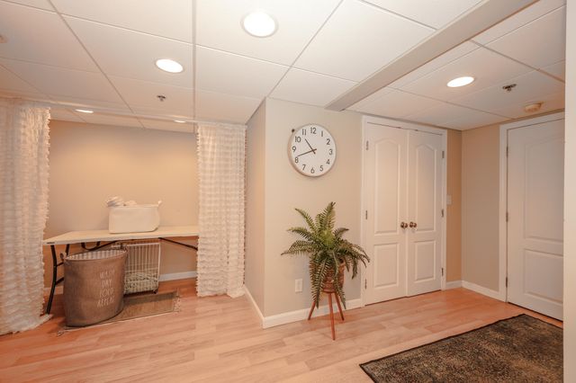 18 Suffolk Ct Unit 159, Bedford, NH 03110