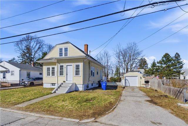 220 Vincent Avenue, East Providence, RI 02914