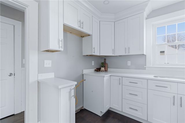 220 Vincent Avenue, East Providence, RI 02914