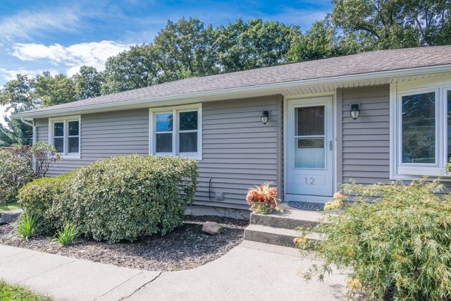 12 Linda Dr, Westfield, MA 01085