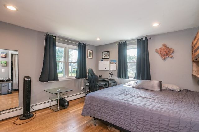 12 Linda Dr, Westfield, MA 01085