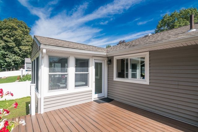 12 Linda Dr, Westfield, MA 01085