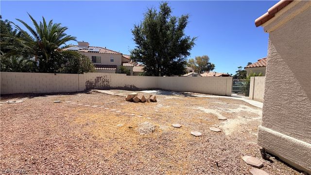 4953 El Sur Court, North Las Vegas, NV 89031